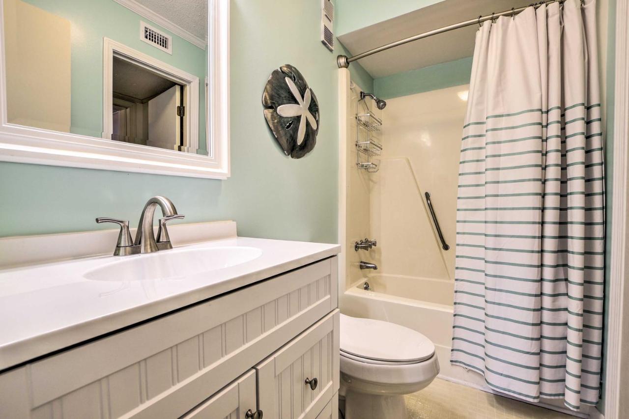Sunny Condo - Private Ocean Isle Beach Access! Kültér fotó